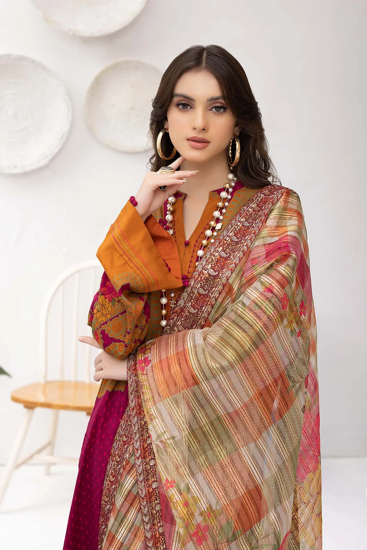 Charizma Print Melody Fall/Winter · Printed Marina Suit With Embroidered Dupatta – PEW22-07