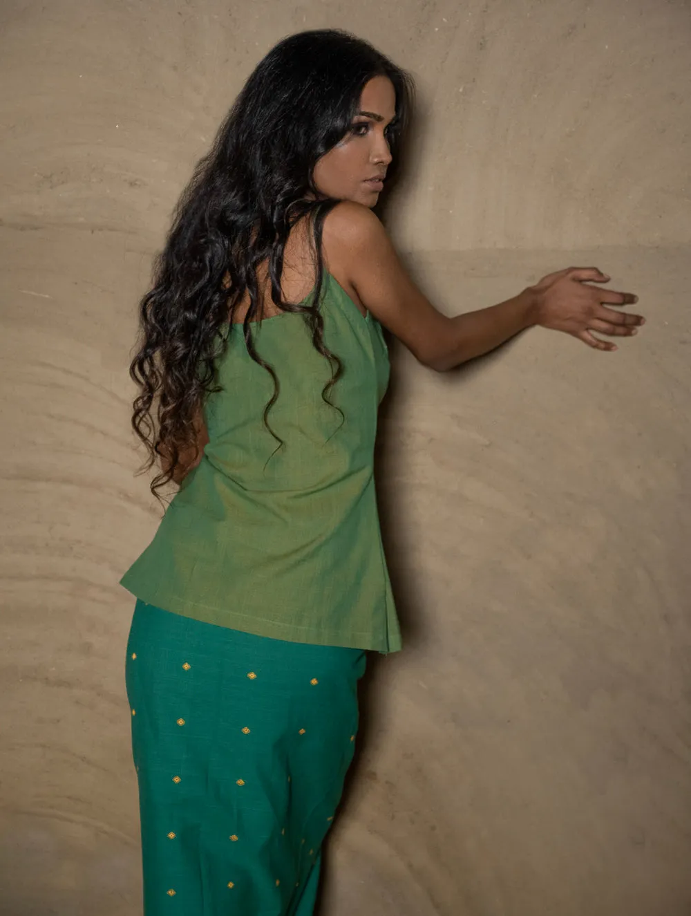 Handwoven Elegance. Kashida Pattu Cotton Wrap Skirt & Top Set - Green & Lime