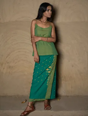 Handwoven Elegance. Kashida Pattu Cotton Wrap Skirt & Top Set - Green & Lime