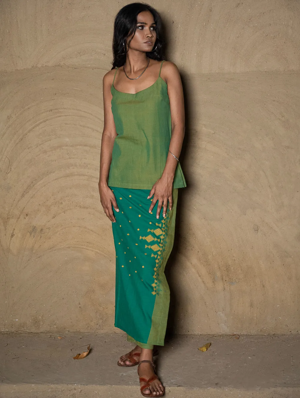 Handwoven Elegance. Kashida Pattu Cotton Wrap Skirt & Top Set - Green & Lime