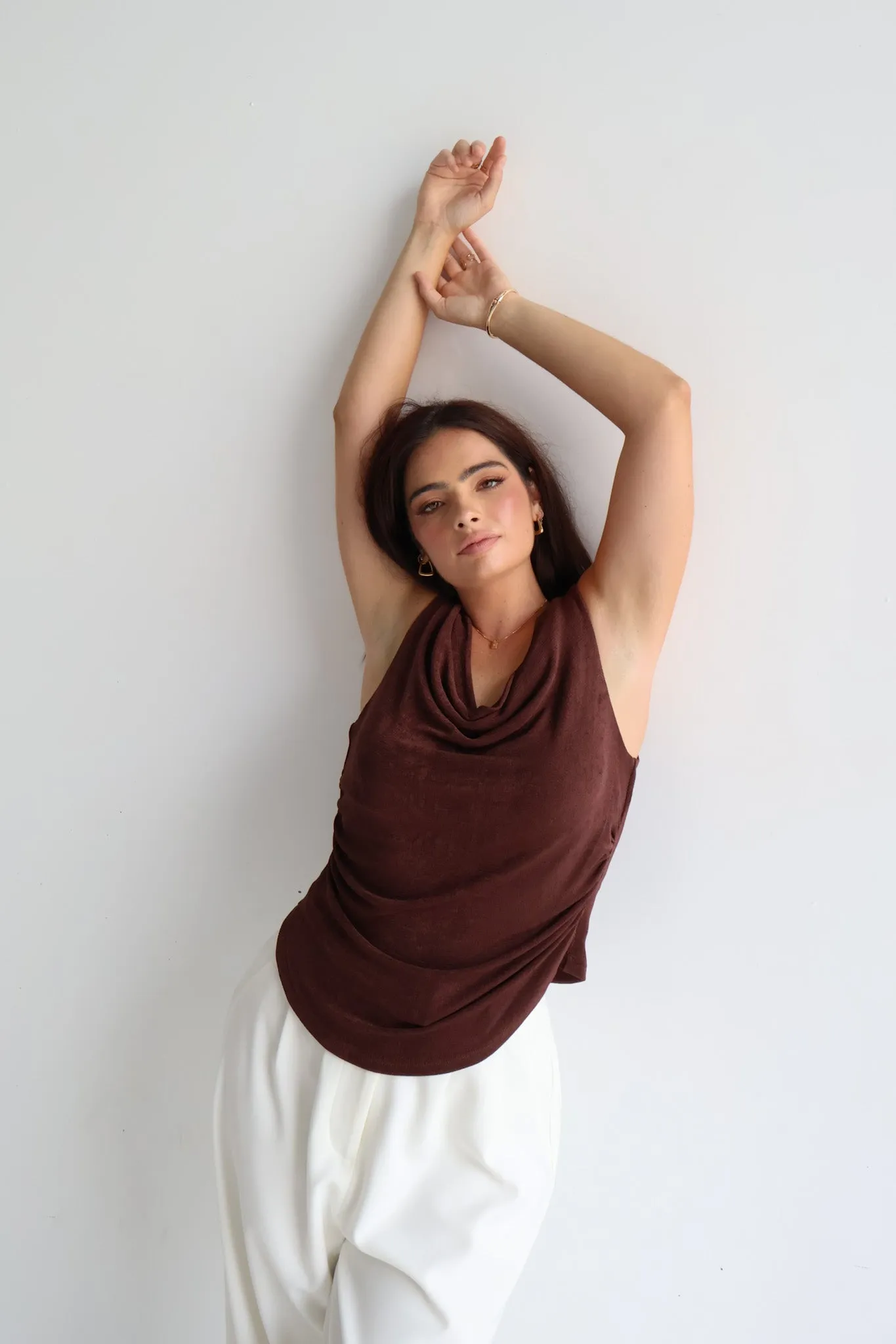 IVES COWL NECK TOP CHOC