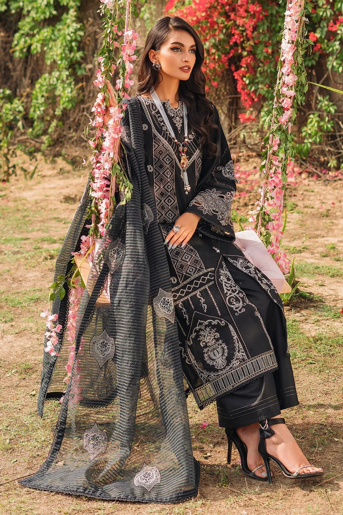 Pakistani Salwar Suit in Premium Black Embroidered Salwar Kameez