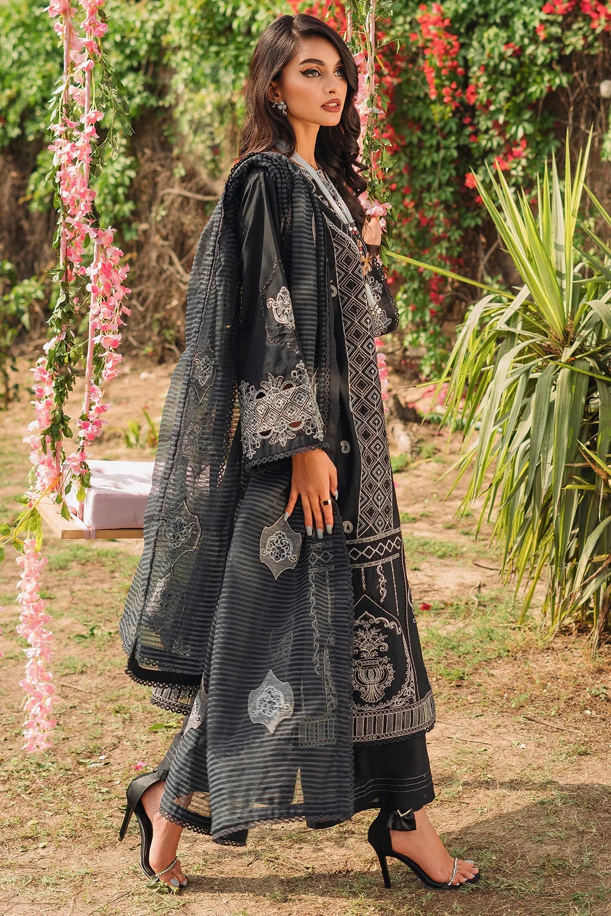Pakistani Salwar Suit in Premium Black Embroidered Salwar Kameez