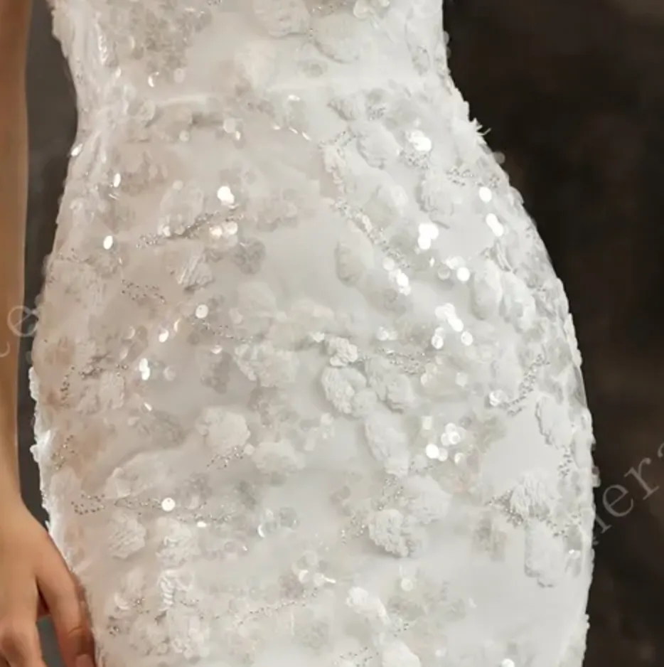 Shimmery Sequined Lace Square Neckline Wedding Dress