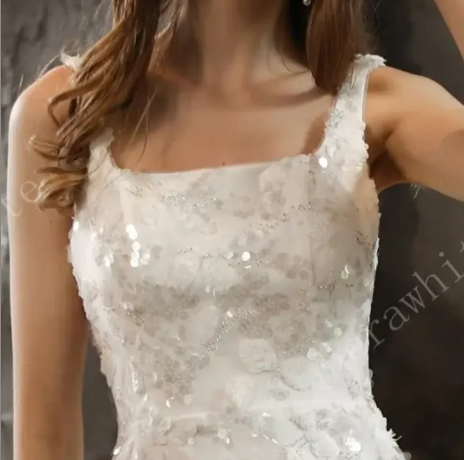 Shimmery Sequined Lace Square Neckline Wedding Dress