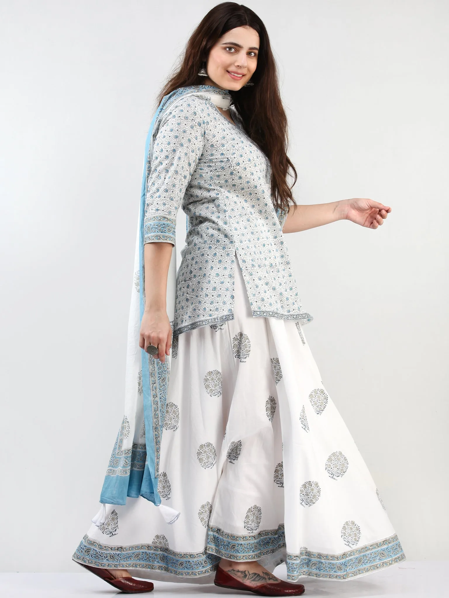 Zohra Nofee - Set of Top Skirt & Dupatta - KS43E2504D